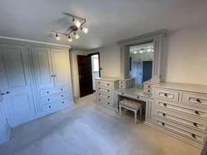 Photo 27- click for photo gallery